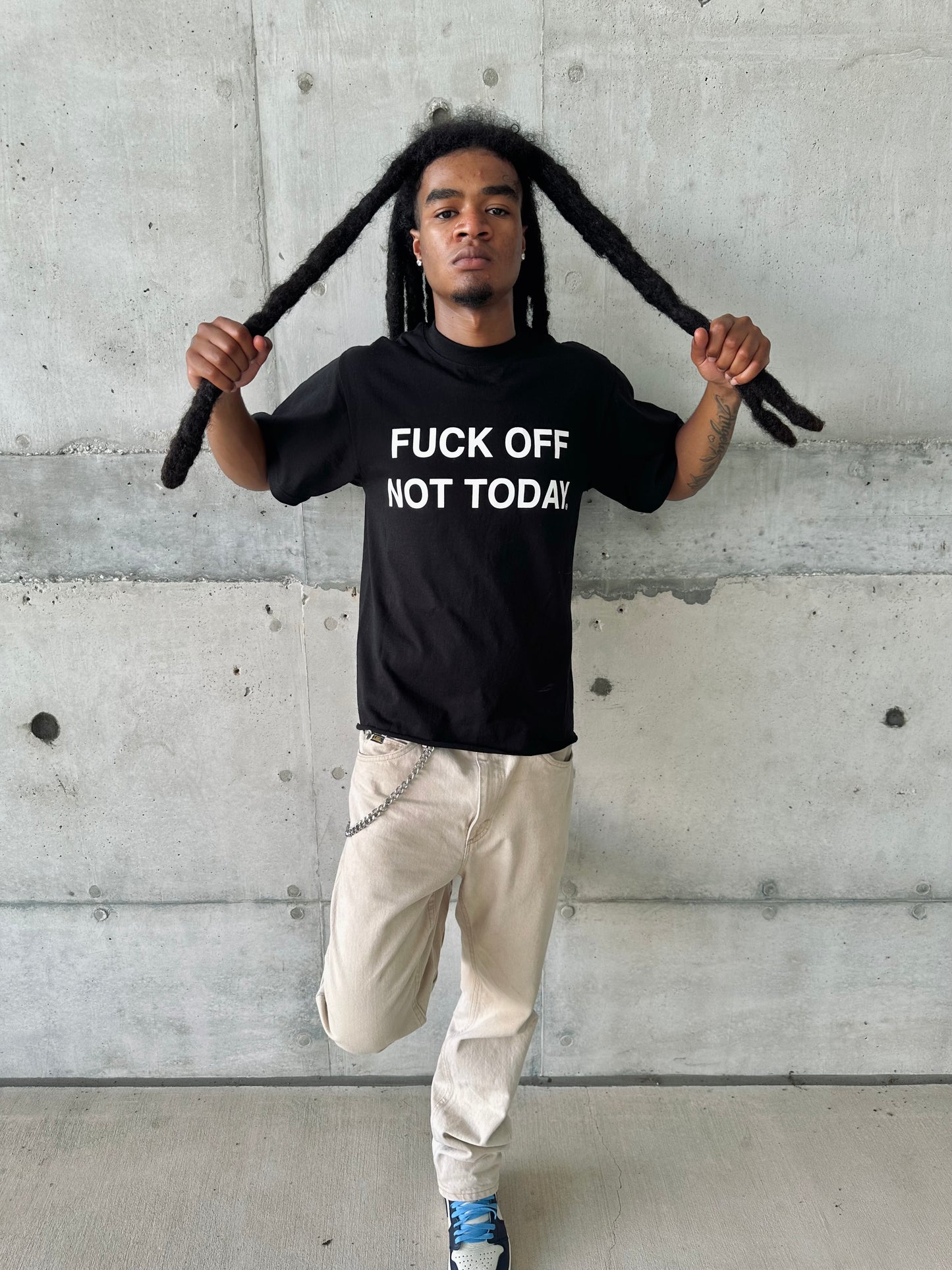 FUCK OFF TEE [BLACK]