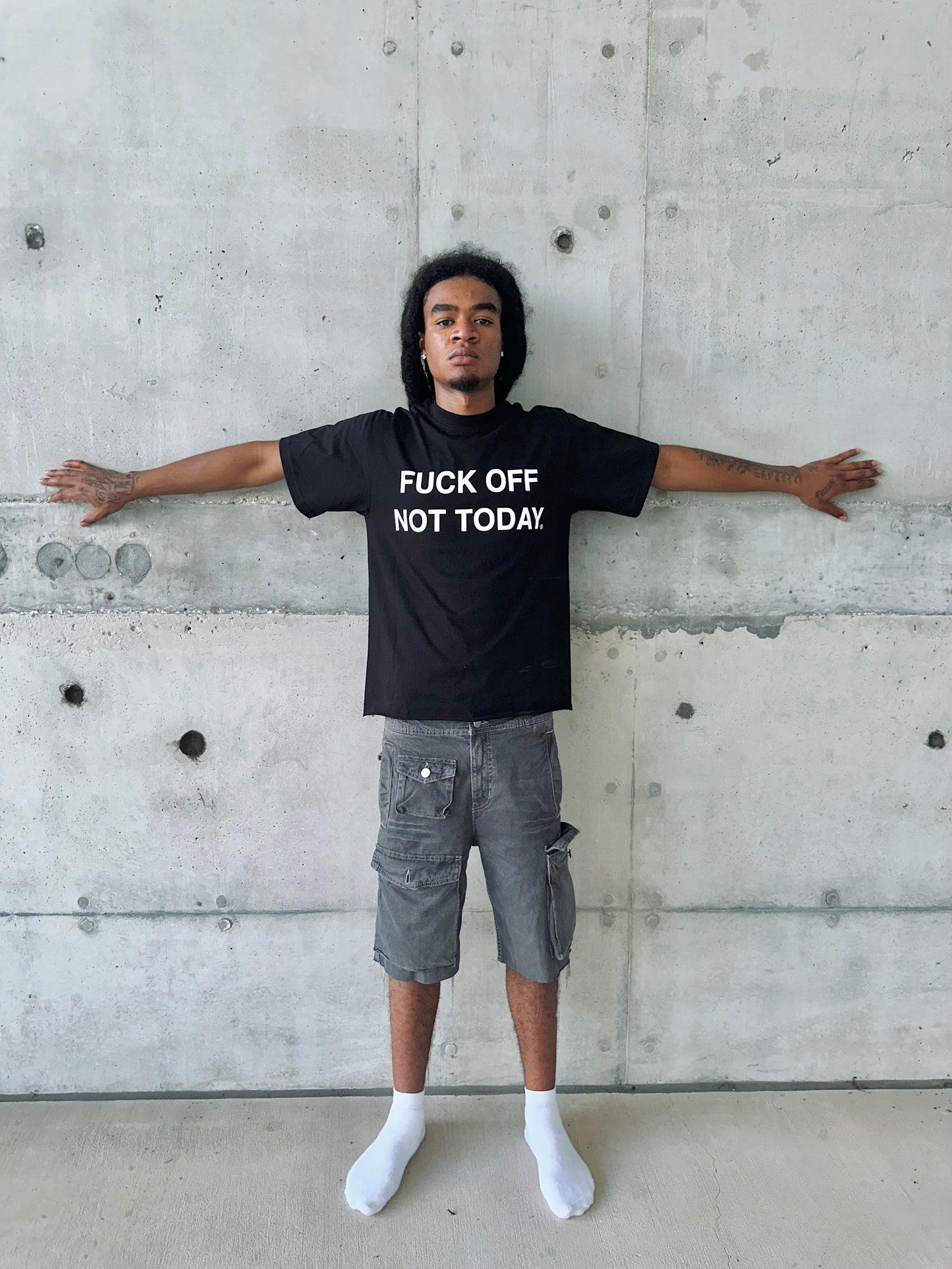 FUCK OFF TEE [BLACK]